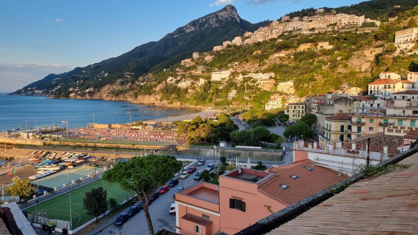 Approdo Di Marina Apartment Vietri Exterior foto