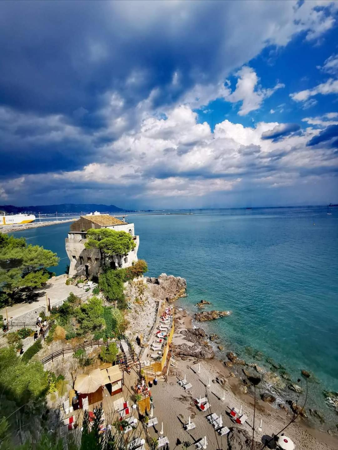 Approdo Di Marina Apartment Vietri Exterior foto