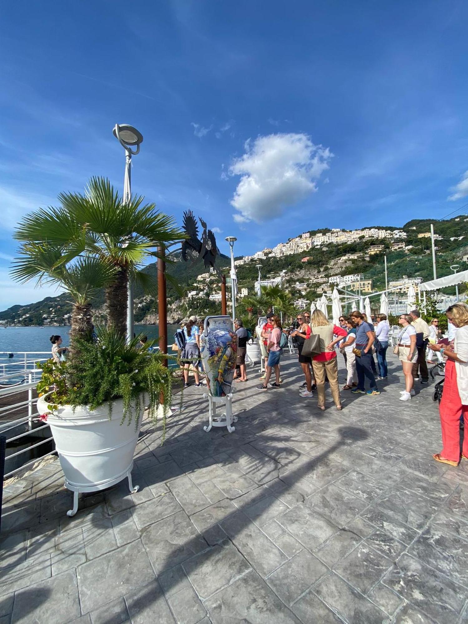 Approdo Di Marina Apartment Vietri Exterior foto